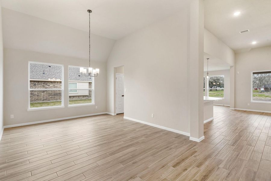 Elegant dining room (*Photo not of actual home and used for illustration purposes only.) Elegant dining room (*Photo not of actual home and used for illustration purposes only.)
