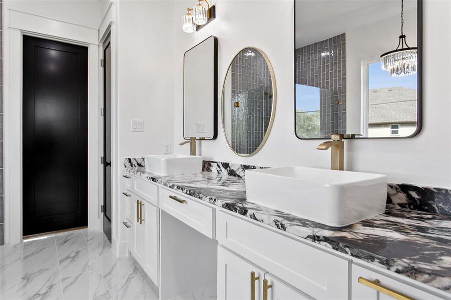 Furnished interior view inside a new home in , Joshua (Image 11).