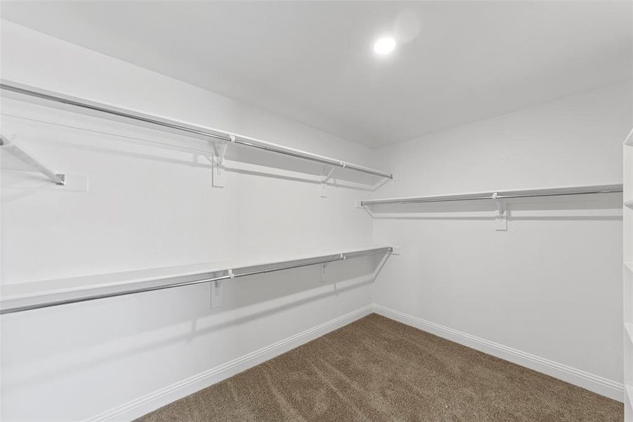 Spacious, unfurnished interior of a new home in Lin Dell Estates, Glenn Heights (Image 9). Spacious, unfurnished interior of a new home in Lin Dell Estates, Glenn Heights (Image 9).