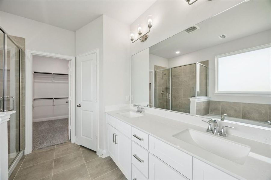 Furnished interior view inside a new home in Bellagio, Forney (Image 12). Furnished interior view inside a new home in Bellagio, Forney (Image 12).