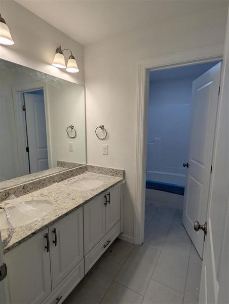 Furnished interior view inside a new home in Forrest Bluff, North Augusta (Image 7).