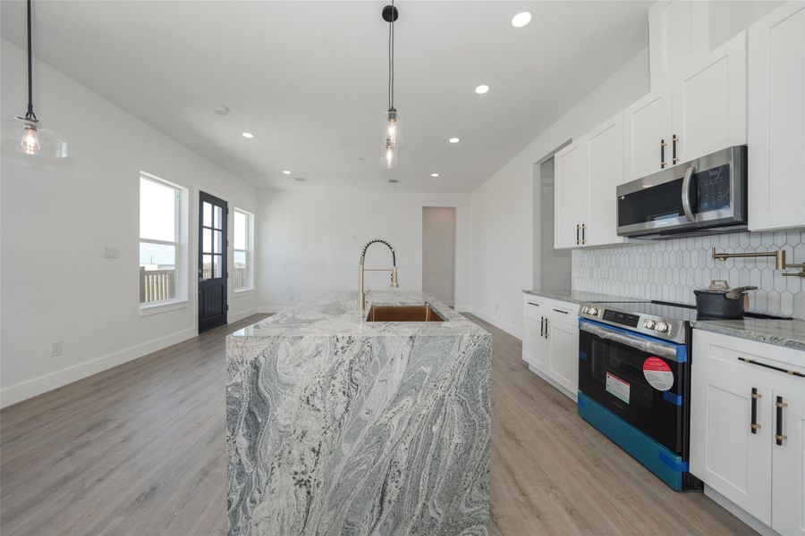 Furnished interior view inside a new home in , Palacios (Image 4).