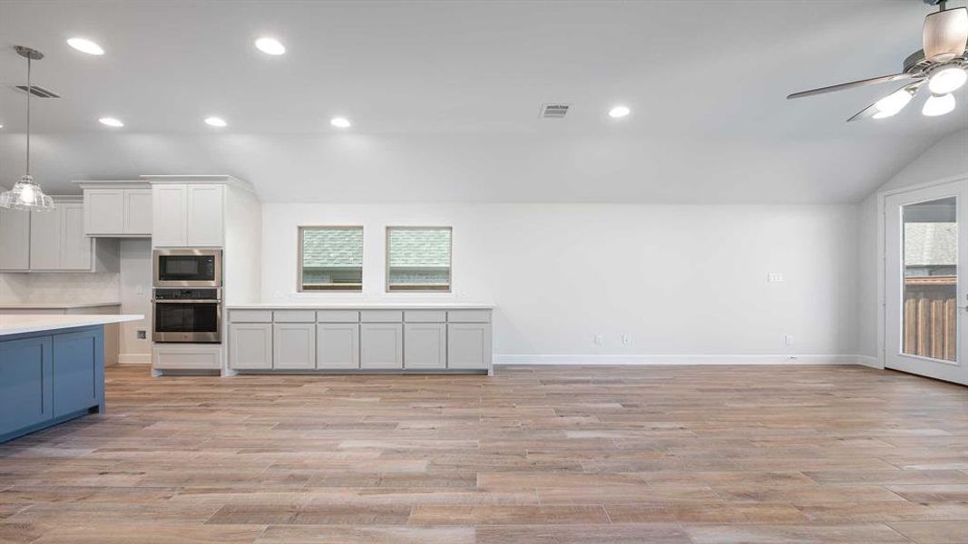 Spacious, unfurnished interior of a new home in , Lavon (Image 14). Spacious, unfurnished interior of a new home in , Lavon (Image 14).