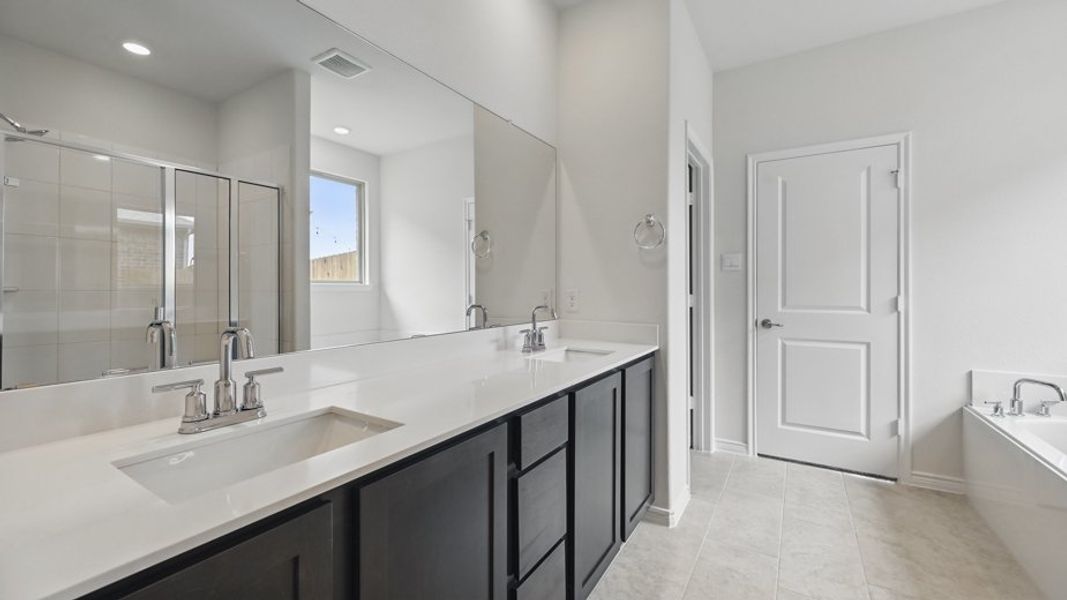 Representative furnished interior of a home built from the Aspen by D.R. Horton in Lakewood Trails, Forney (Image 8). Representative furnished interior of a home built from the Aspen by D.R. Horton in Lakewood Trails, Forney (Image 8).