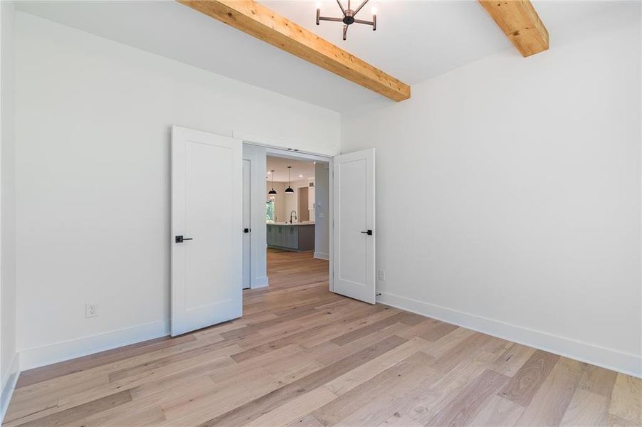 Spacious, unfurnished interior of a new home in , Gainesville (Image 28).