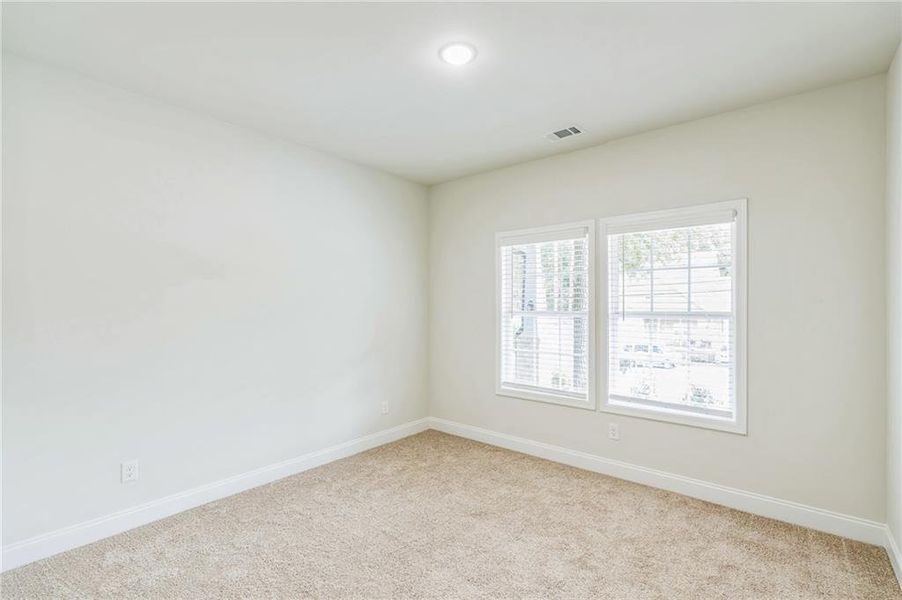 Spacious, unfurnished interior of a new home in , Atlanta (Image 23).