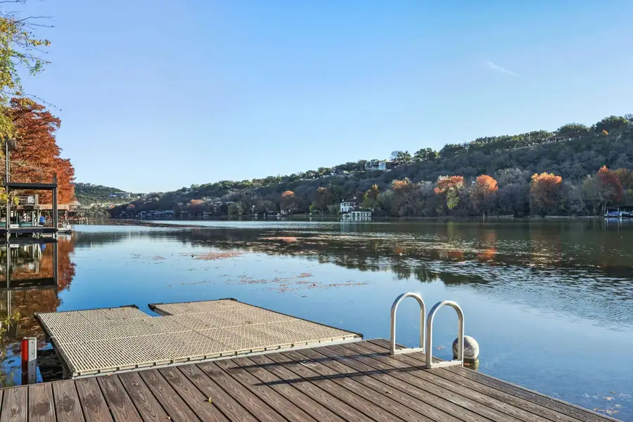 Image 32 of a home in .