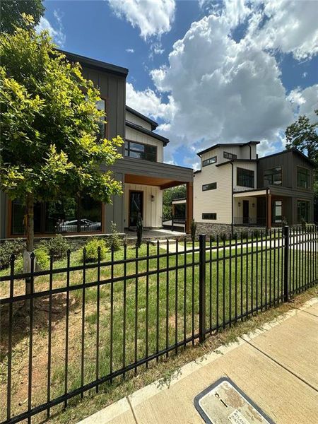 Image 52 of a home in .