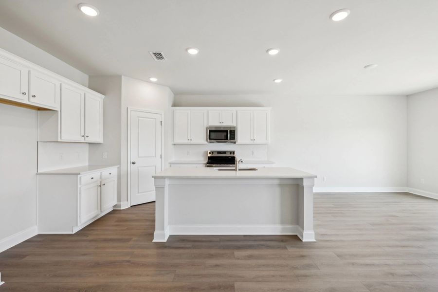 Image 46 of a home in Cades Bluff.