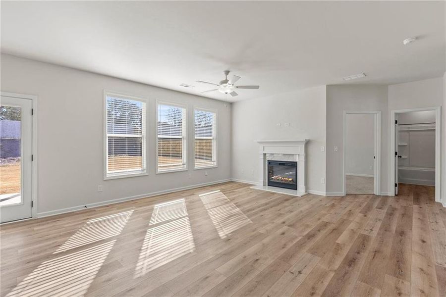 Spacious, unfurnished interior of a new home in , Auburn (Image 26).