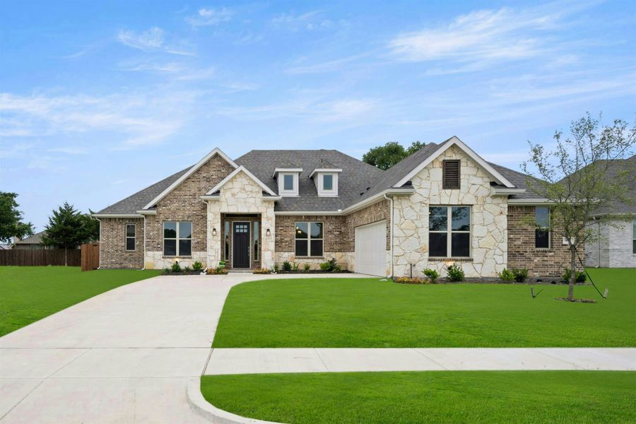 Representative exterior photo of a completed home built from the Ranch Single Story by Kindred Homes in Kentsdale Farms, DeSoto, TX (Image 25).