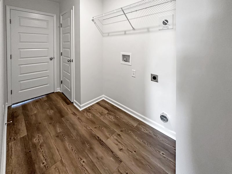Spacious, unfurnished interior of a new home in Doctor's Creek, Ludowici (Image 19). Spacious, unfurnished interior of a new home in Doctor's Creek, Ludowici (Image 19).