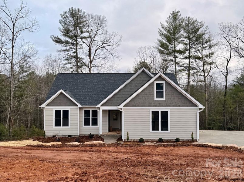 Image 4 of a home in . Image 4 of a home in .