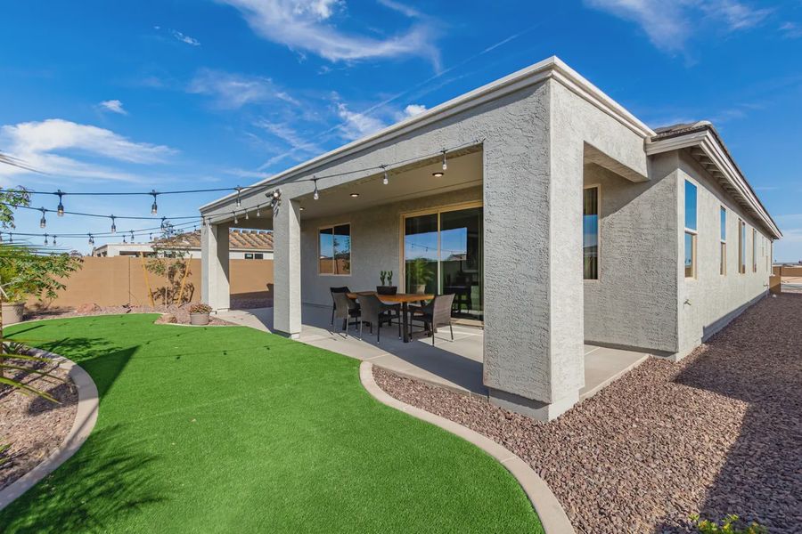 Representative exterior details of a home built from the 2028 by Elliott Homes in Camilo at Santana, Yuma (Image 26).