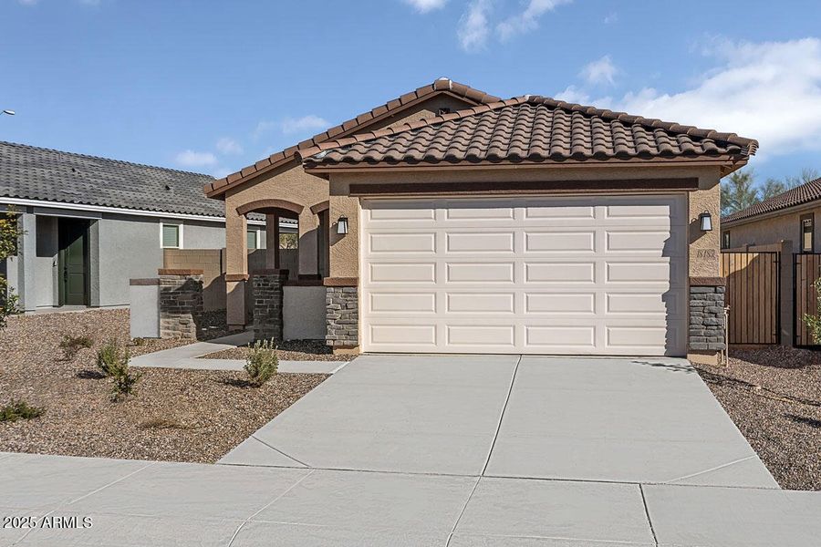 KBPHX_MIR_MagnoliaatDesertPassage-Lot15_