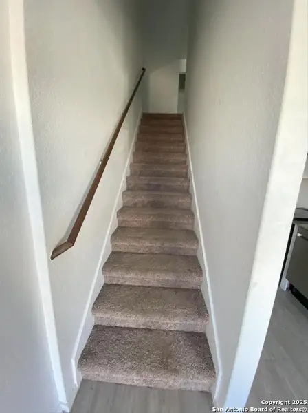 Spacious, unfurnished interior of a new home in Elm Trails, San Antonio (Image 6). Spacious, unfurnished interior of a new home in Elm Trails, San Antonio (Image 6).
