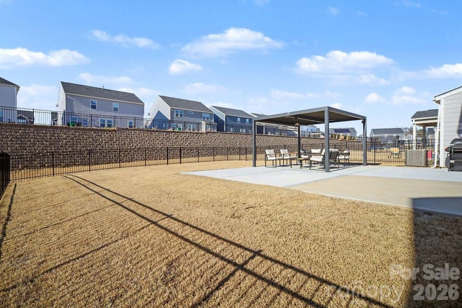 Community amenities in Parkside Crossing, Charlotte (Image 30).