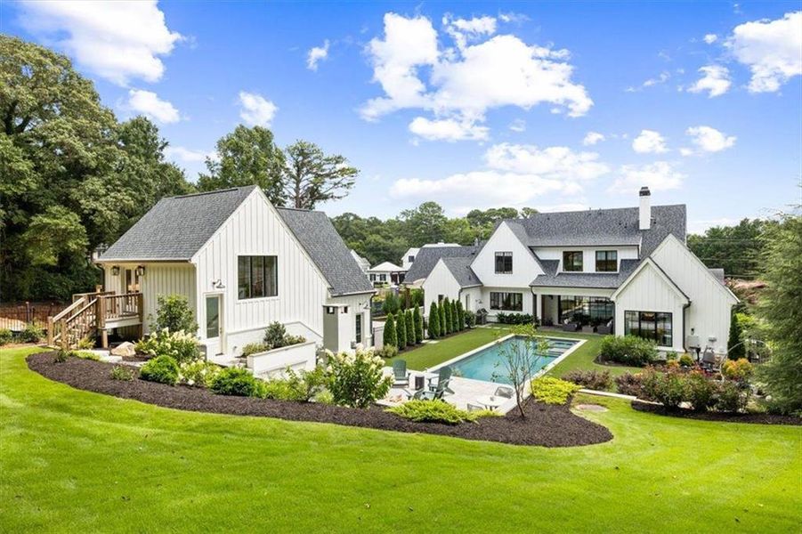 Image 87 of a home in .