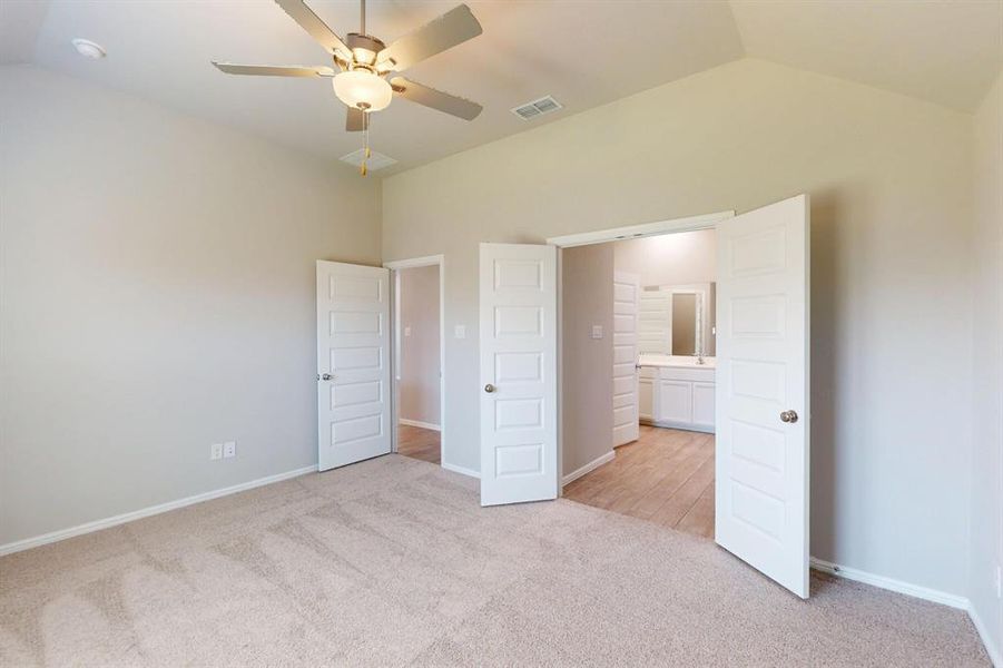 Spacious, unfurnished interior of a new home in Sagebrook, Argyle (Image 28). Spacious, unfurnished interior of a new home in Sagebrook, Argyle (Image 28).