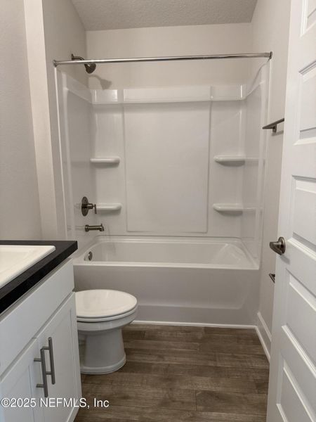 Spacious, unfurnished interior of a new home in Summerglen, Jacksonville (Image 42).