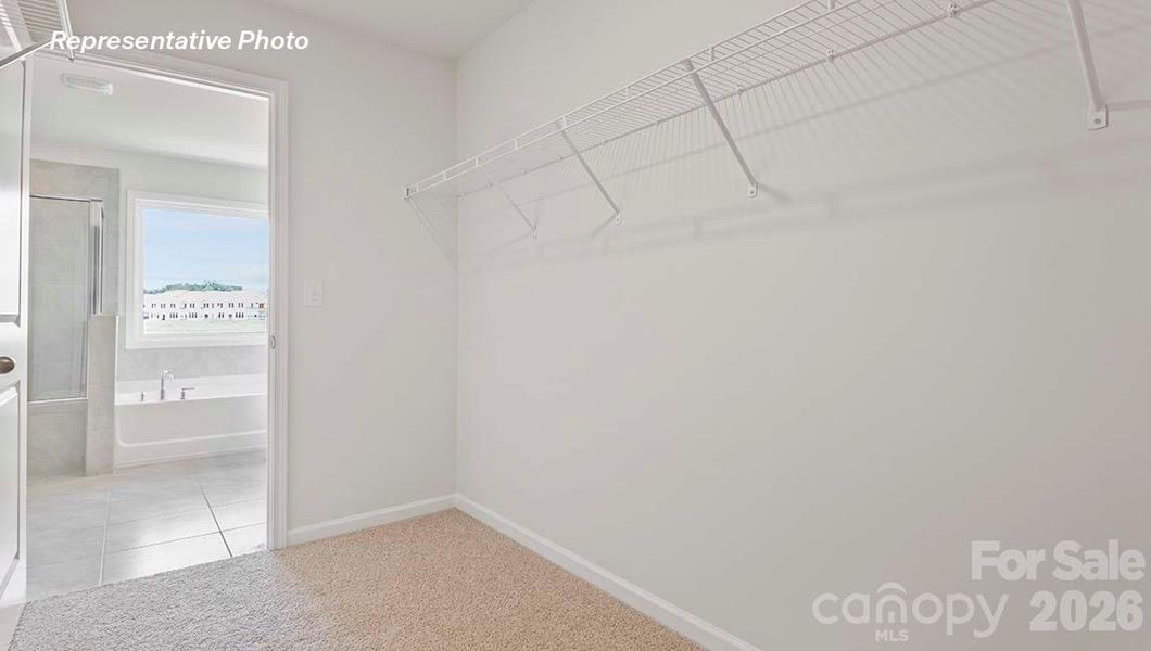 Spacious, unfurnished interior of a new home in Skybrook Corners, Huntersville (Image 10).