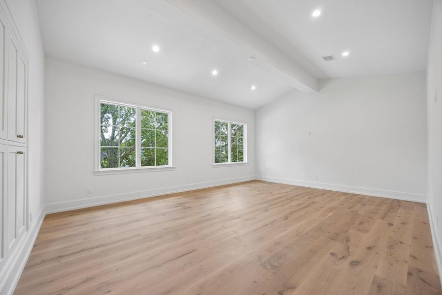 Spacious, unfurnished interior of a new home in , Houston (Image 36). Spacious, unfurnished interior of a new home in , Houston (Image 36).