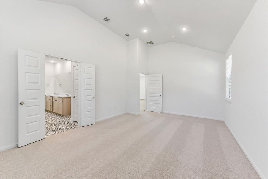 Spacious, unfurnished interior of a new home in Encino Estates, Dayton (Image 28). Spacious, unfurnished interior of a new home in Encino Estates, Dayton (Image 28).