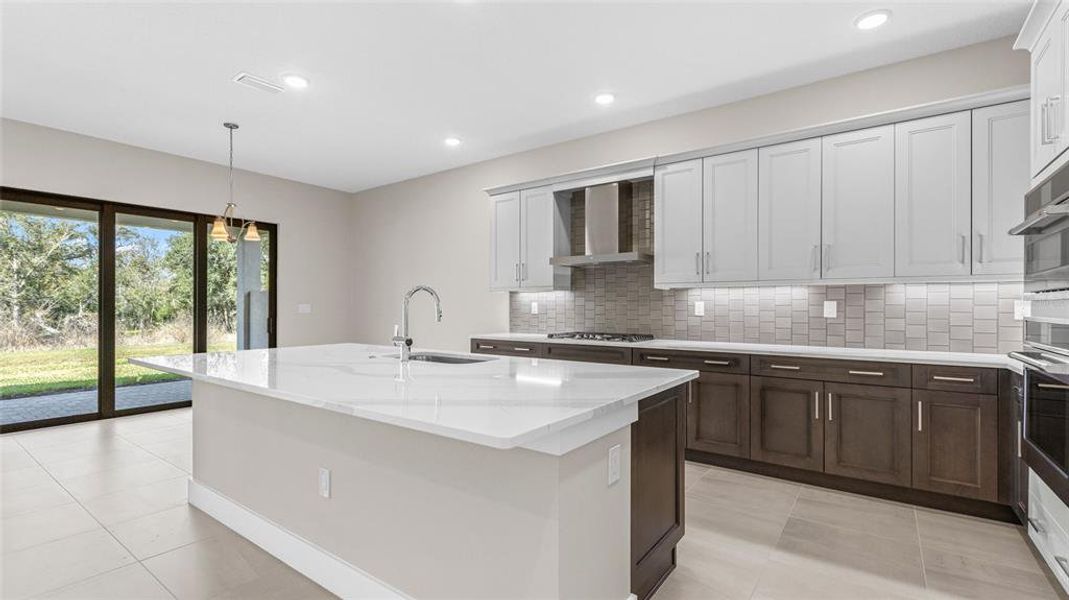 Furnished interior view inside a new home in Cresswind Lakewood Ranch, Lakewood Ranch (Image 10).