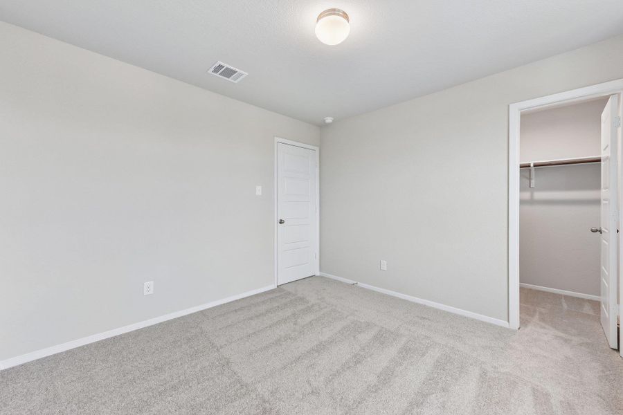 Spacious, unfurnished interior of a new home in Hymeadow, San Marcos (Image 26). Spacious, unfurnished interior of a new home in Hymeadow, San Marcos (Image 26).