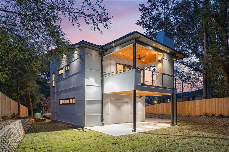 Exterior details and patio area of a home in , Decatur (Image 4).