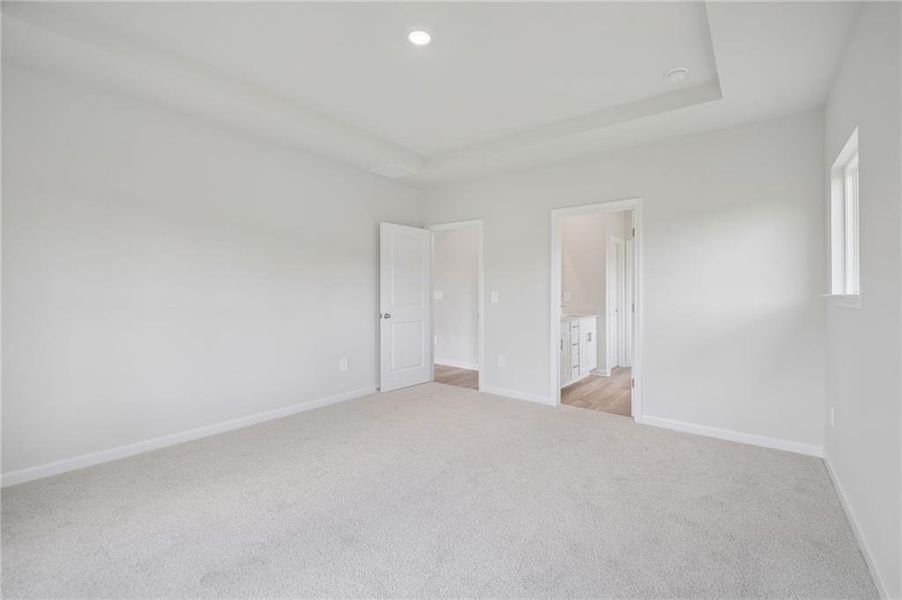 Spacious, unfurnished interior of a new home in Northwoods at Mirror Lake, Villa Rica (Image 21).