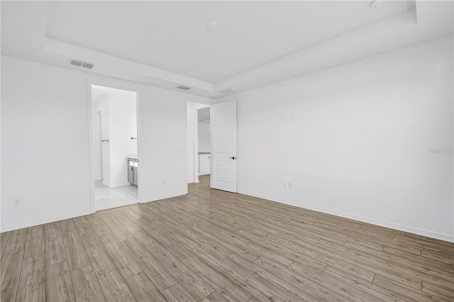 Spacious, unfurnished interior of a new home in , Parrish (Image 24).