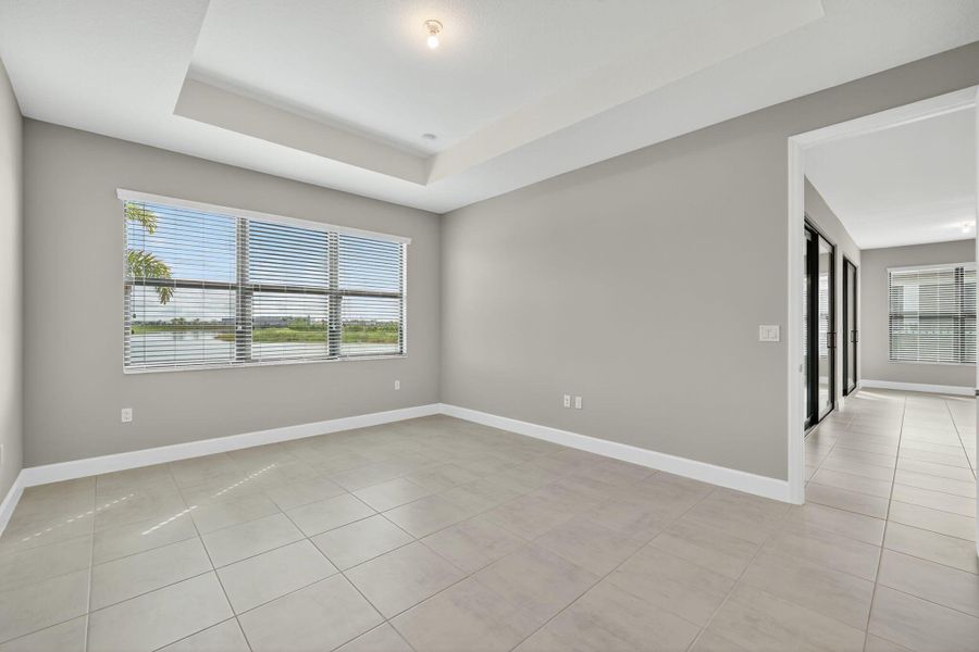 Spacious, unfurnished interior of a new home in , Port St. Lucie (Image 32).
