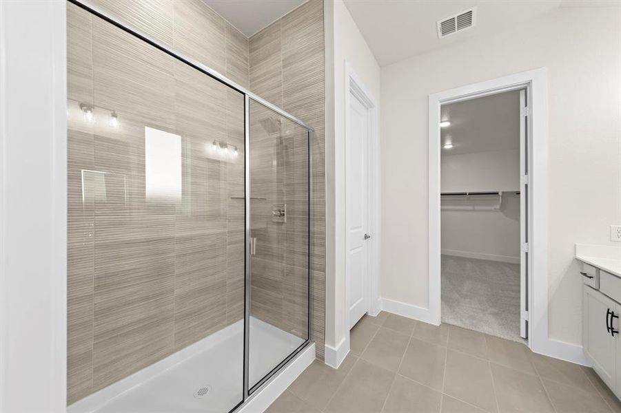 15. 7204 Indian Paintbrush - Bath (2)