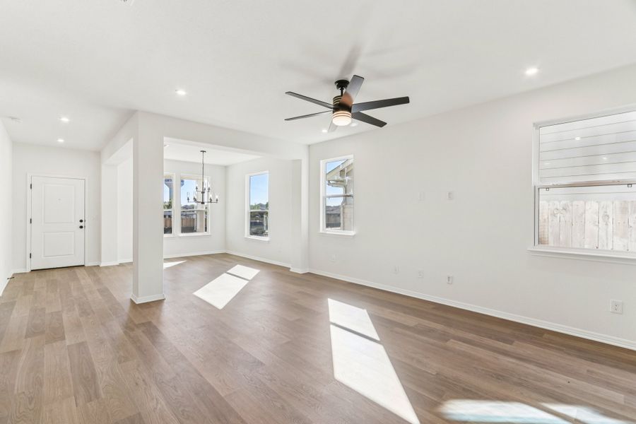Spacious, unfurnished interior of a new home in Porter Country, Buda (Image 26). Spacious, unfurnished interior of a new home in Porter Country, Buda (Image 26).