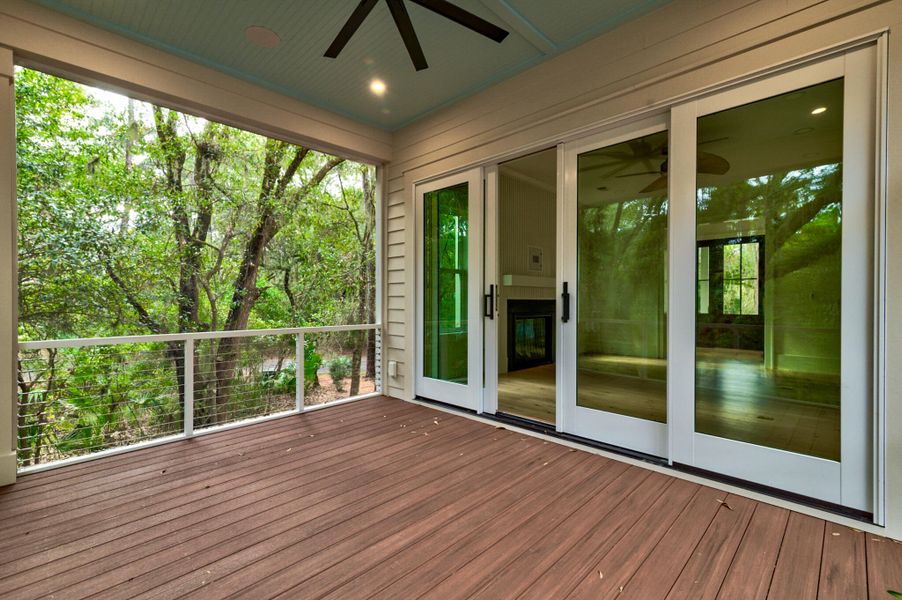 Exterior details and patio area of a home in , Seabrook Island (Image 32).