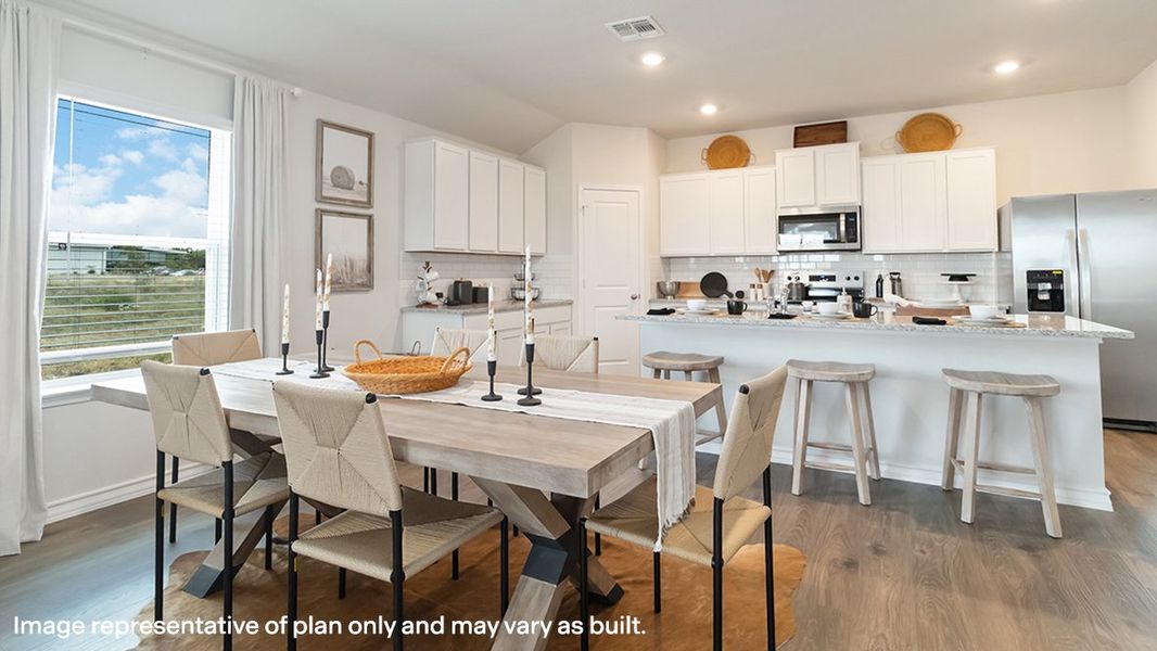 Furnished interior view inside a new home in Steele Creek, Cibolo (Image 7).