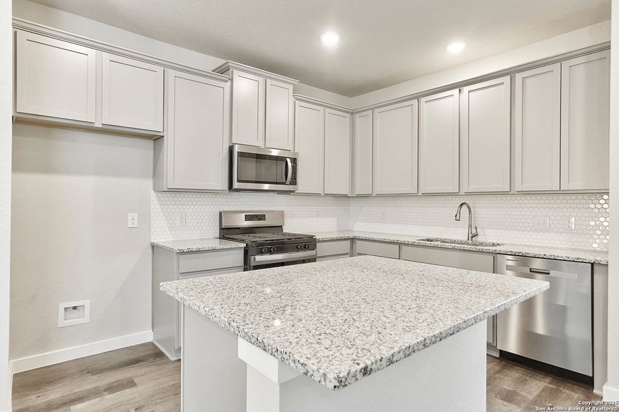 Furnished interior view inside a new home in Fairway Crossing 40s, San Antonio (Image 17). Furnished interior view inside a new home in Fairway Crossing 40s, San Antonio (Image 17).