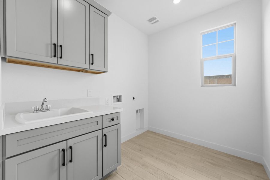 Furnished interior view inside a new home in Combs Ranch, San Tan Valley (Image 12).
