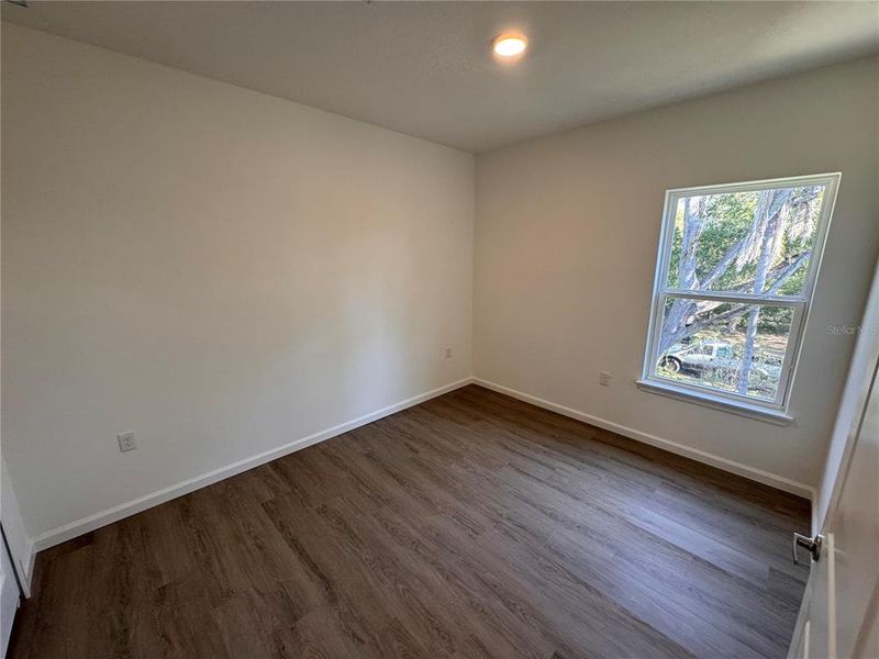 Spacious, unfurnished interior of a new home in , Orlando (Image 17).