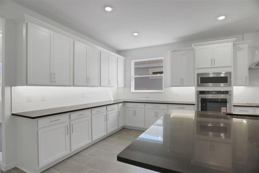 Furnished interior view inside a new home in Angeline, Land O' Lakes (Image 11).