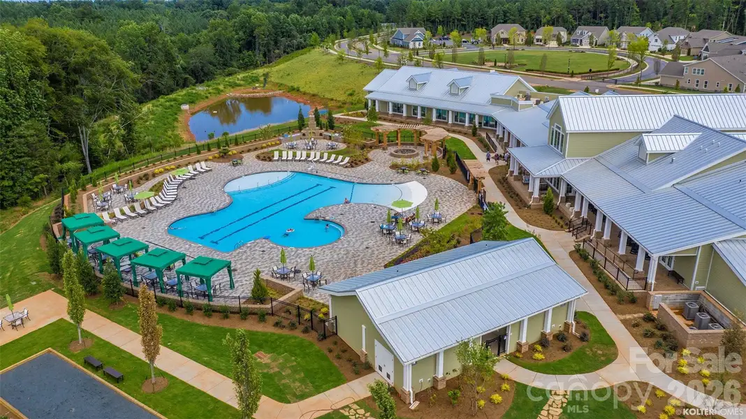 Community amenities in , Charlotte (Image 3). Community amenities in , Charlotte (Image 3).