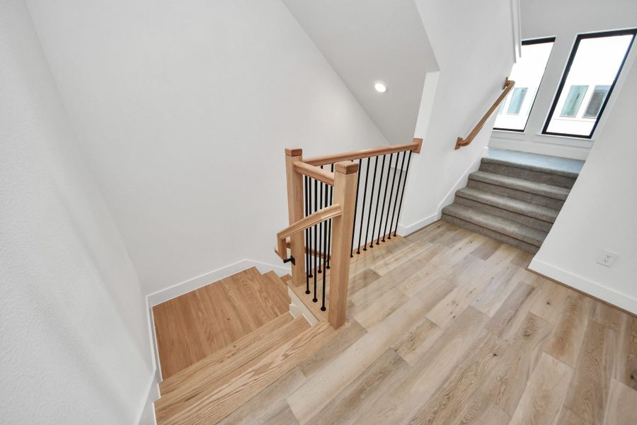 Spacious, unfurnished interior of a new home in Caywood Place, Houston (Image 22).