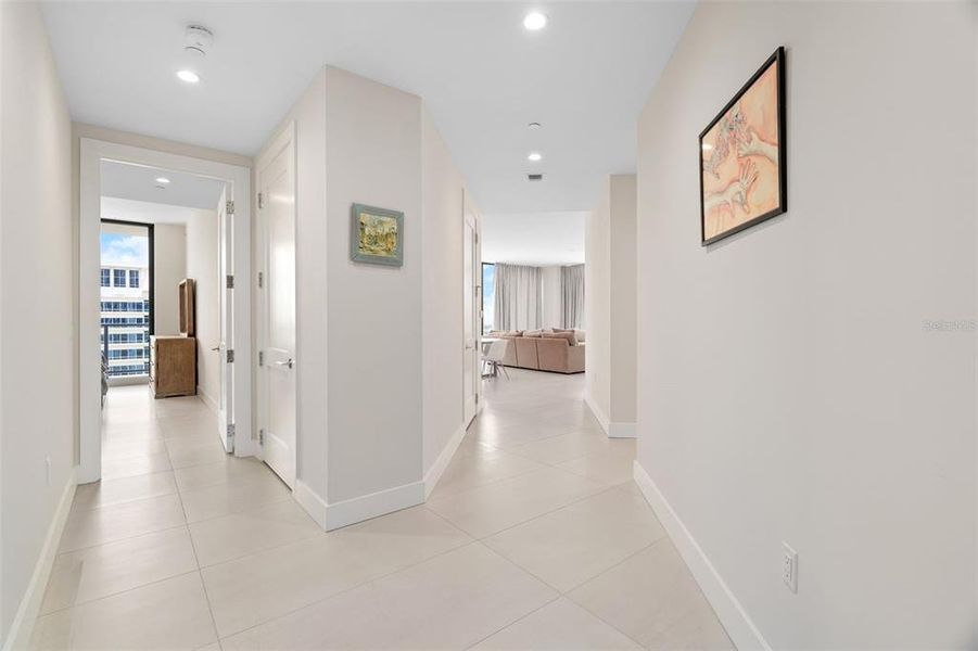 Spacious, unfurnished interior of a new home in , St. Petersburg (Image 22). Spacious, unfurnished interior of a new home in , St. Petersburg (Image 22).