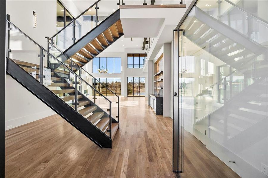 Steel floating staircase