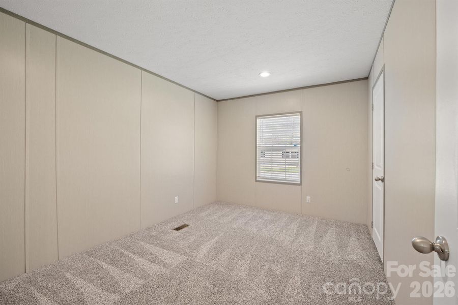 Spacious, unfurnished interior of a new home in , Old Fort (Image 10).