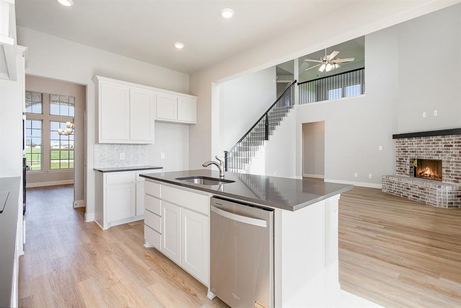 Furnished interior view inside a new home in , Waxahachie (Image 3).