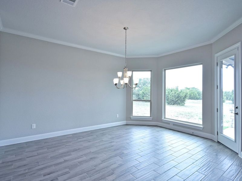 Representative unfurnished interior of a home built from the San Simeon I by Giddens Homes in Clearwater Ranch, Liberty Hill (Image 445).