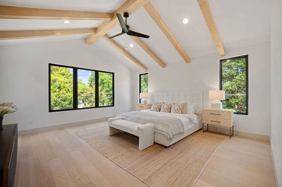 Furnished interior view inside a new home in , Dallas (Image 24).