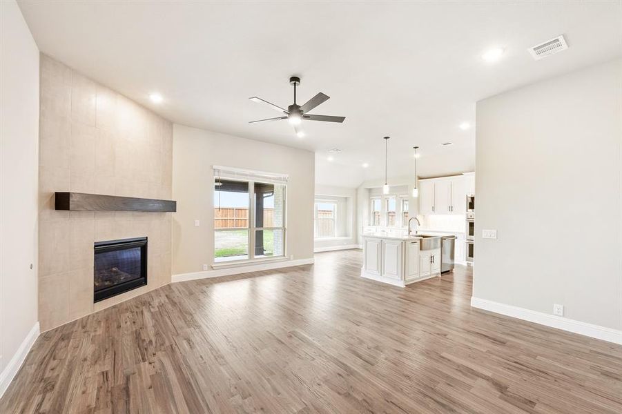 Spacious, unfurnished interior of a new home in Meraki, Forney (Image 22).